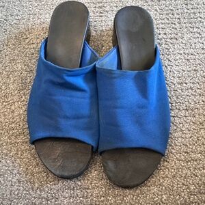 Munro Slide Sandal - Size 8